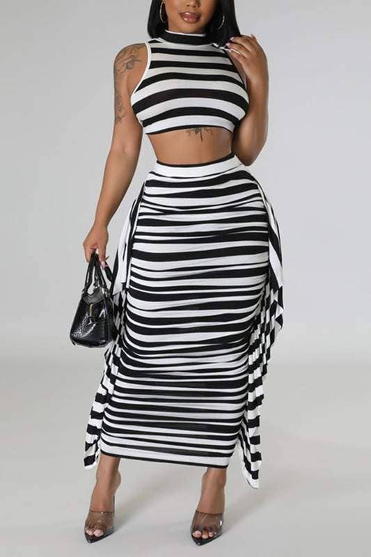 Stripe top and ruched fringe skirt set